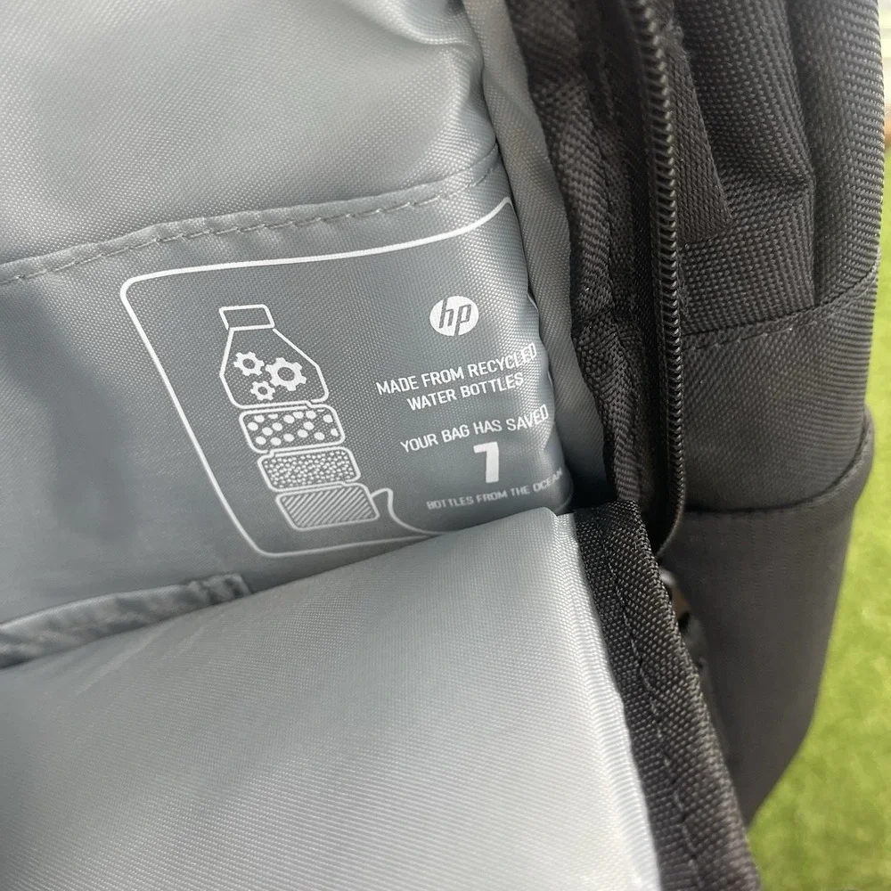 HP 17.3